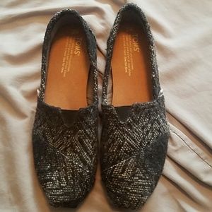 Used Women's Toms (Wool material)